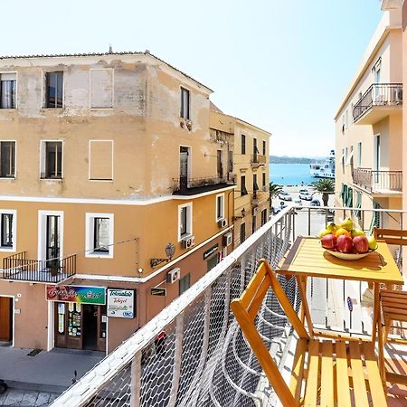 Splendido Appartamento In Pieno Centro Dell'Isola La Maddalena  Dış mekan fotoğraf